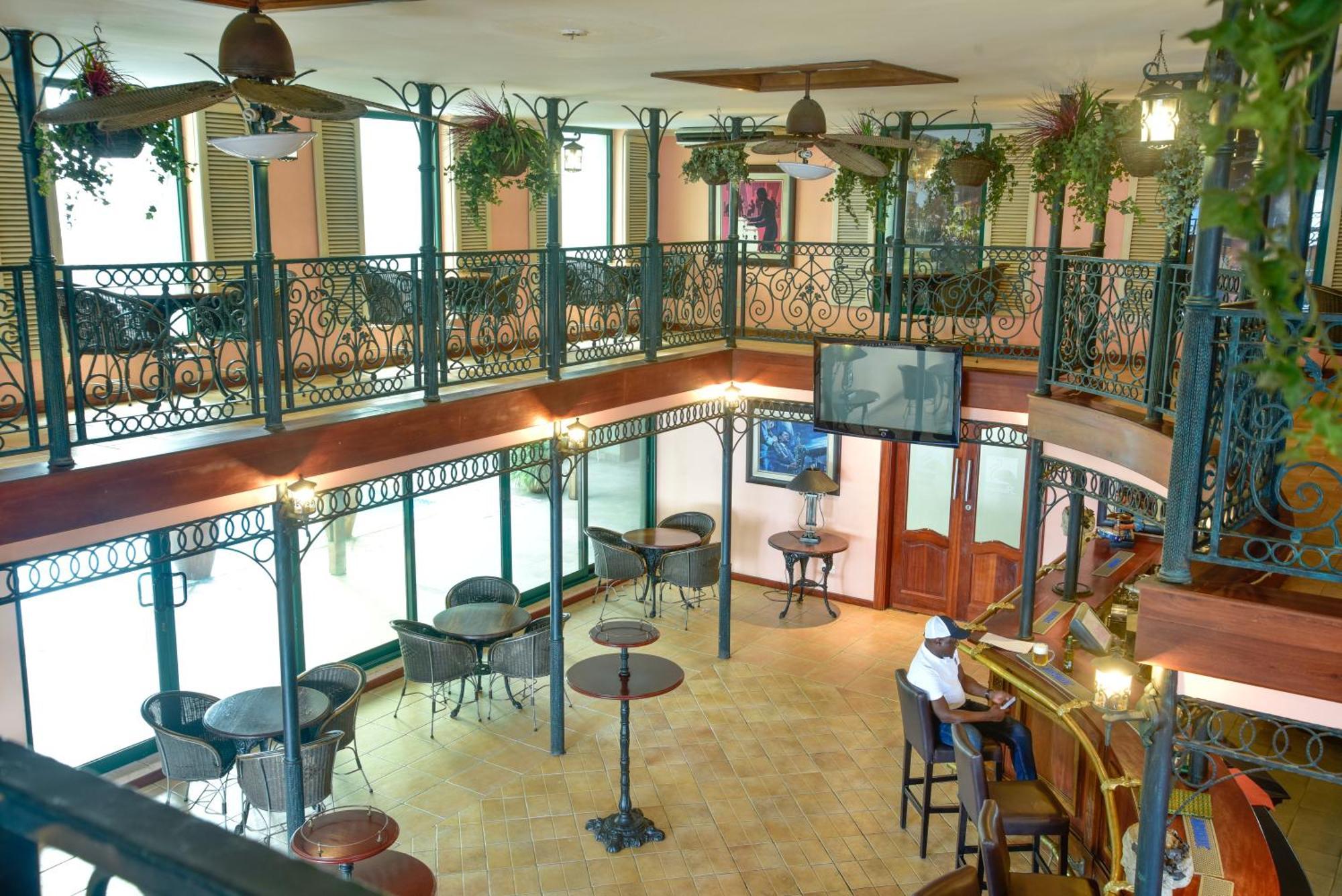 Harbour View Suites Dar es Salaam Exterior photo