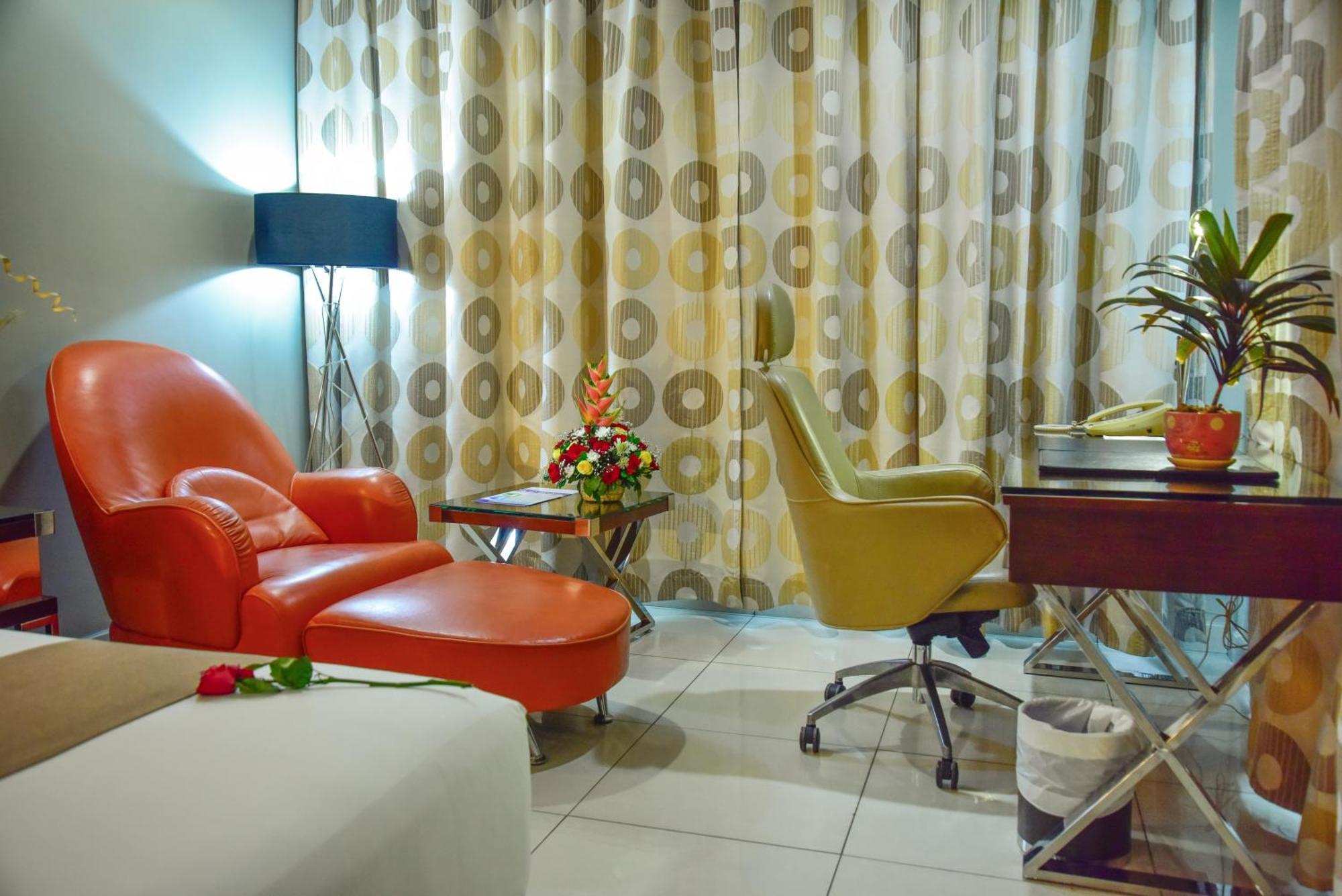 Harbour View Suites Dar es Salaam Exterior photo