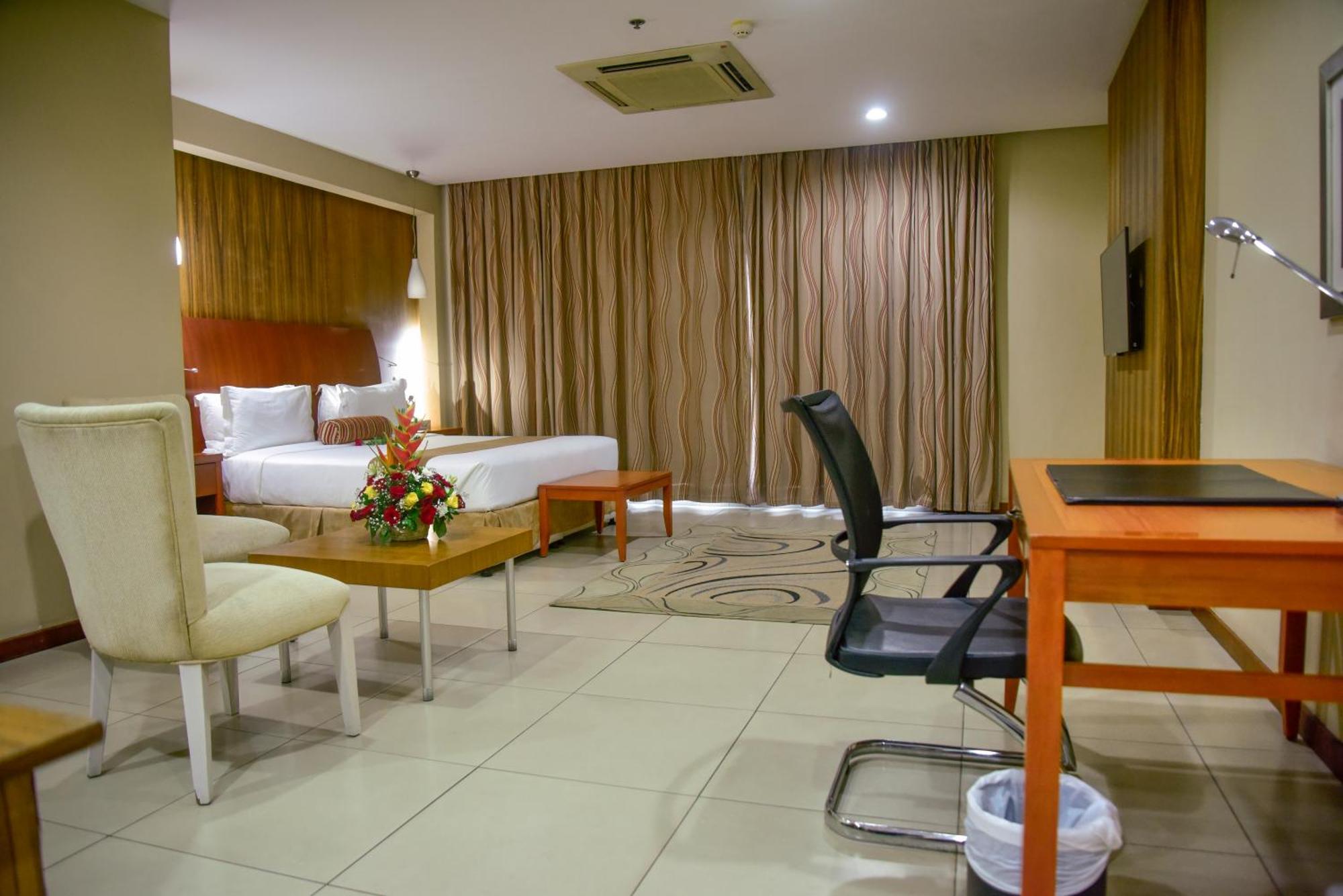 Harbour View Suites Dar es Salaam Exterior photo