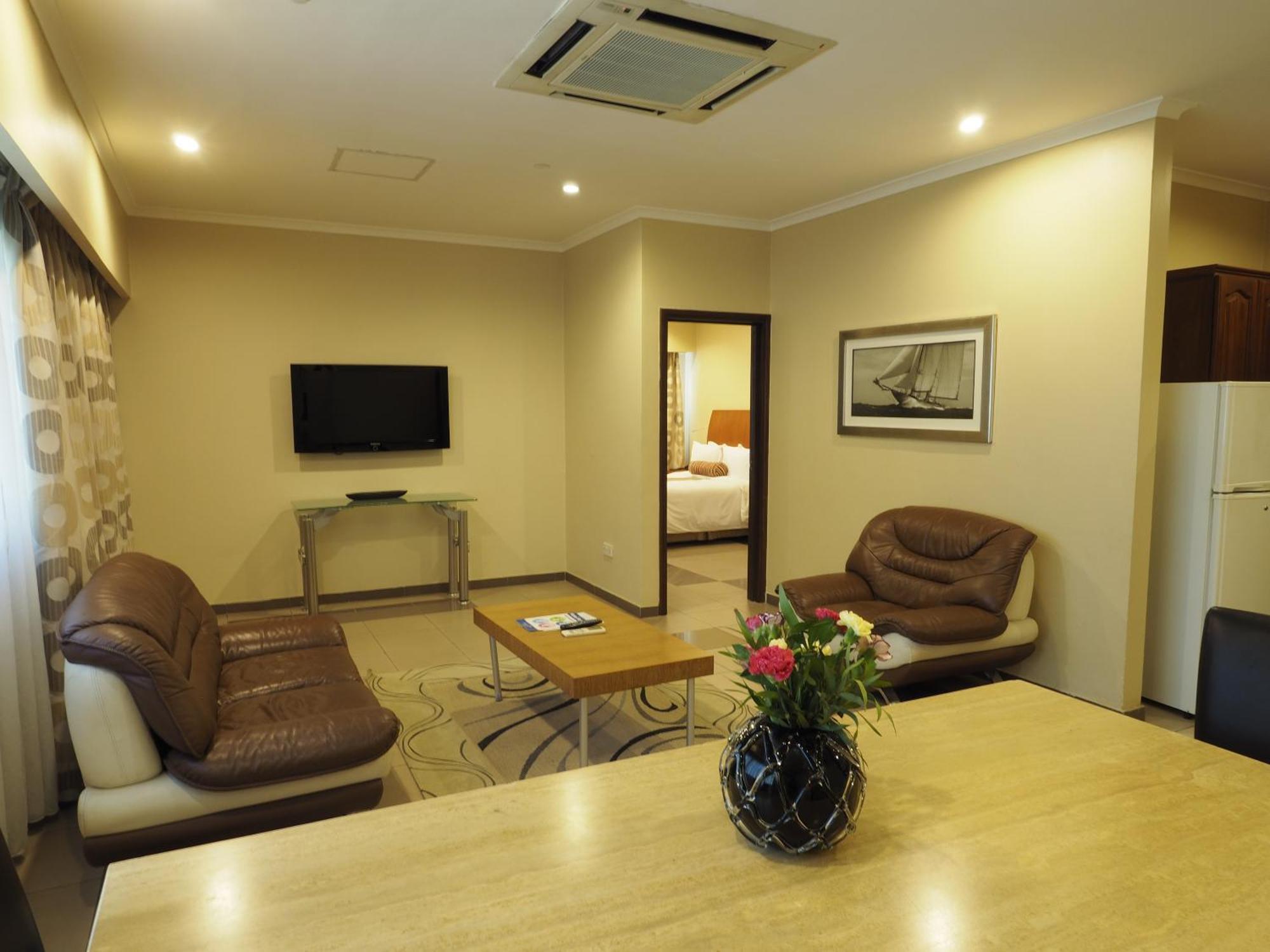 Harbour View Suites Dar es Salaam Exterior photo